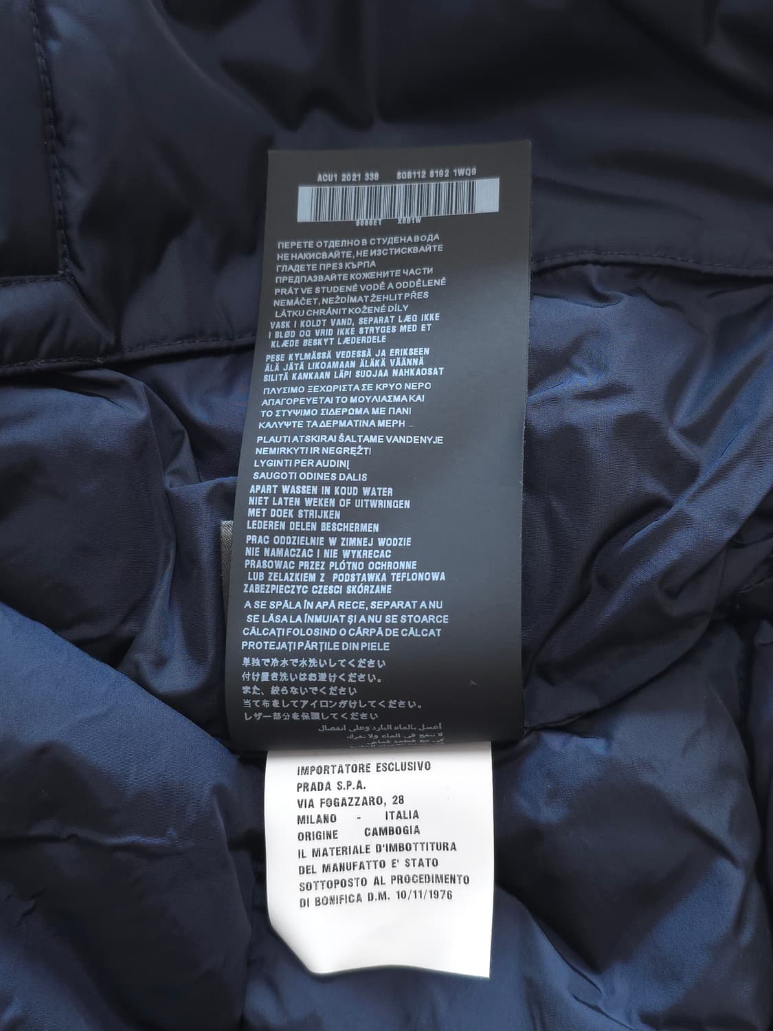 [52] 프라다 리나일론 숏패딩 다크 네이비(SGB112) 상품이미지10