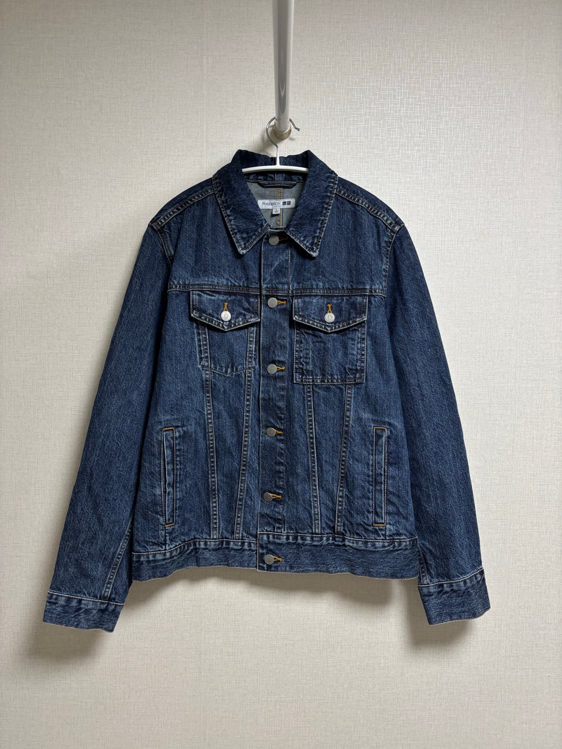 유니클로 & JW 앤더슨 데님 트리거 자켓 상품이미지1