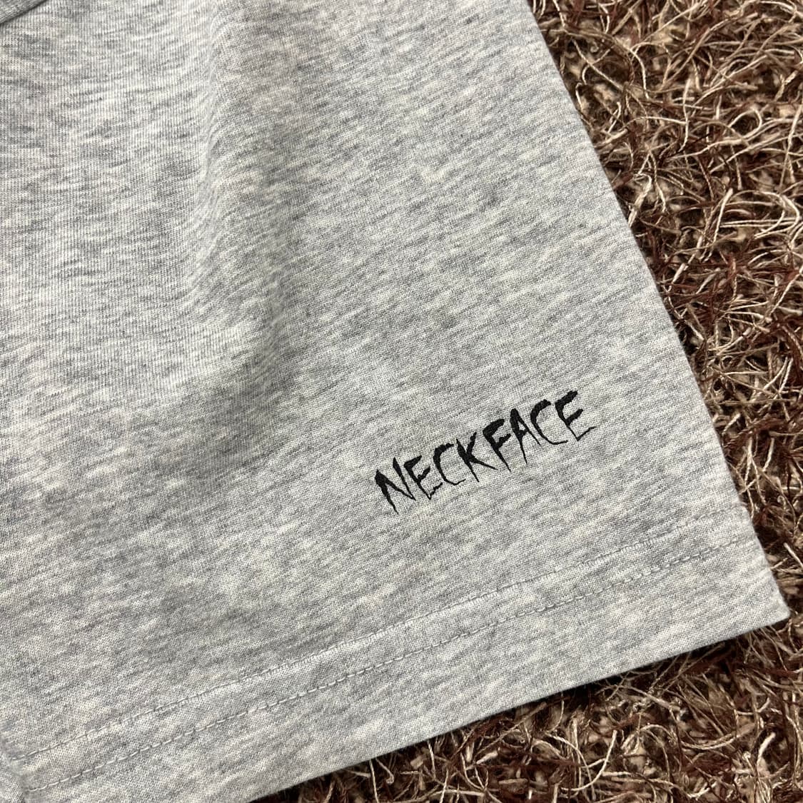 M 나이키 NECKFACE 그래픽 반팔 티셔츠 상품이미지3