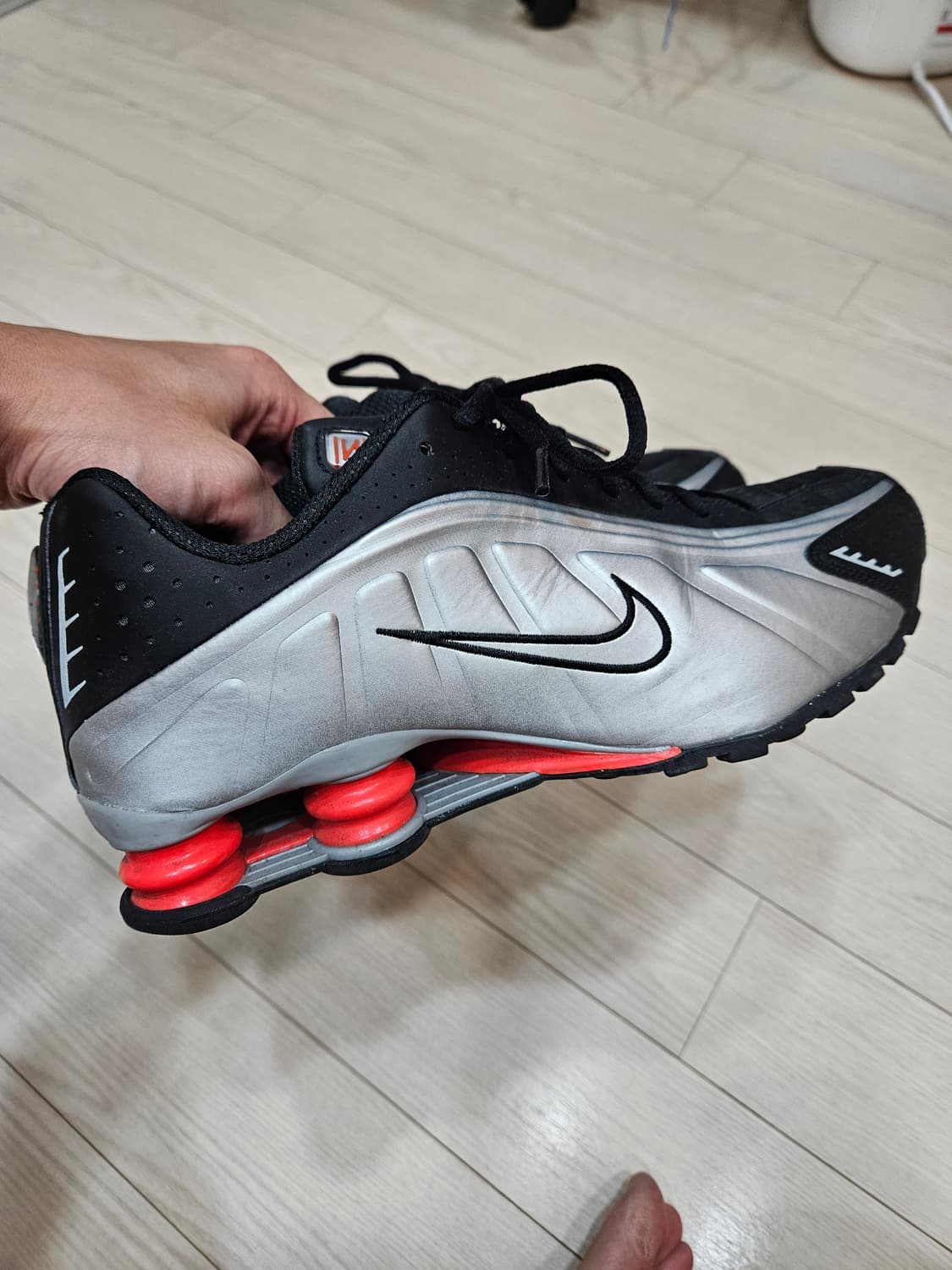 나이키 샥스r4 검빨 280 상품이미지4