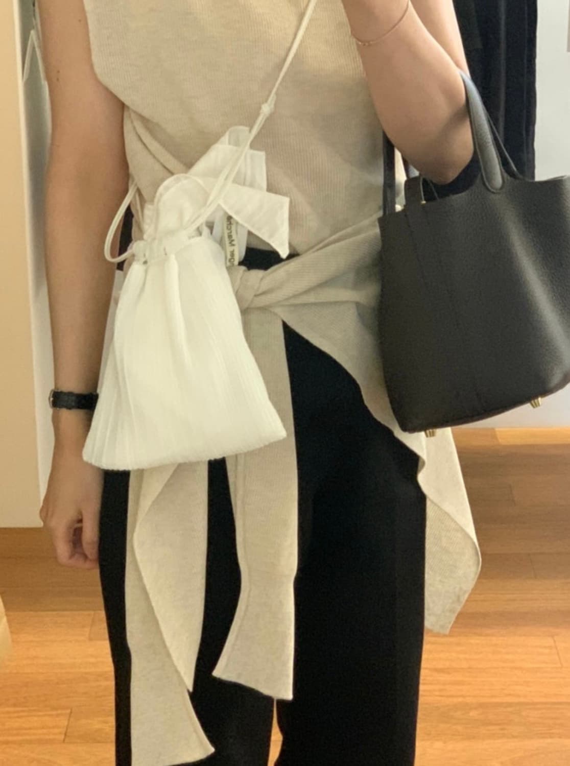 lfm accord crease cross bag white 상품이미지8