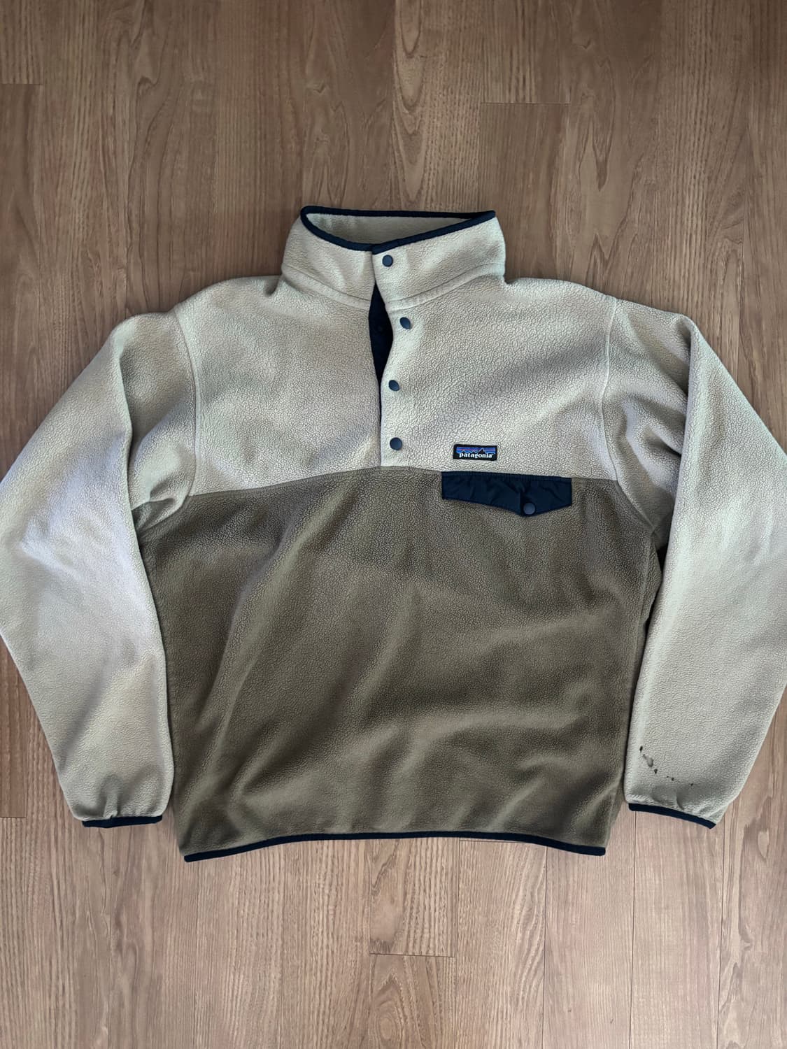 파타고니아 신칠라 브라운 M 상품이미지1