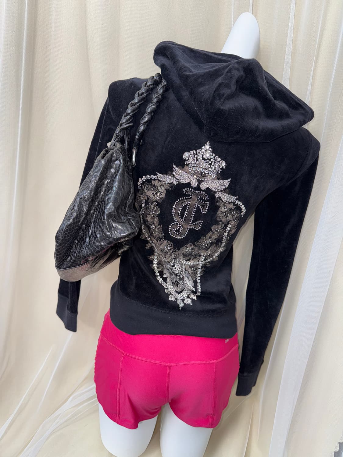 S Juicy Couture 벨벳 후드집업 블랙 상품이미지1