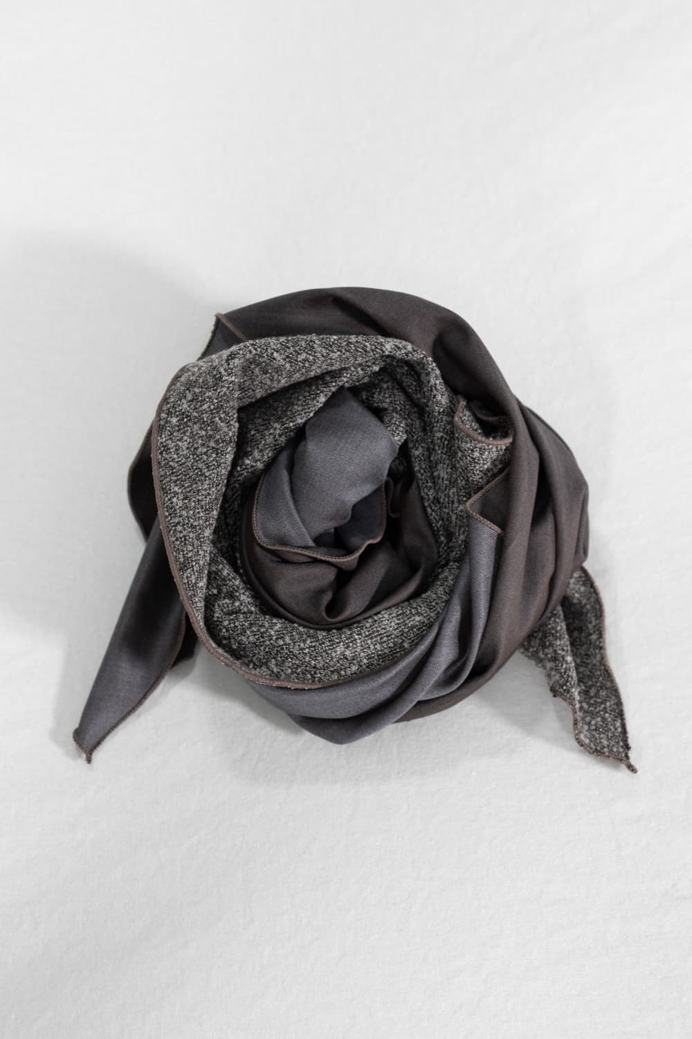 Les Seam scarf  상품이미지1