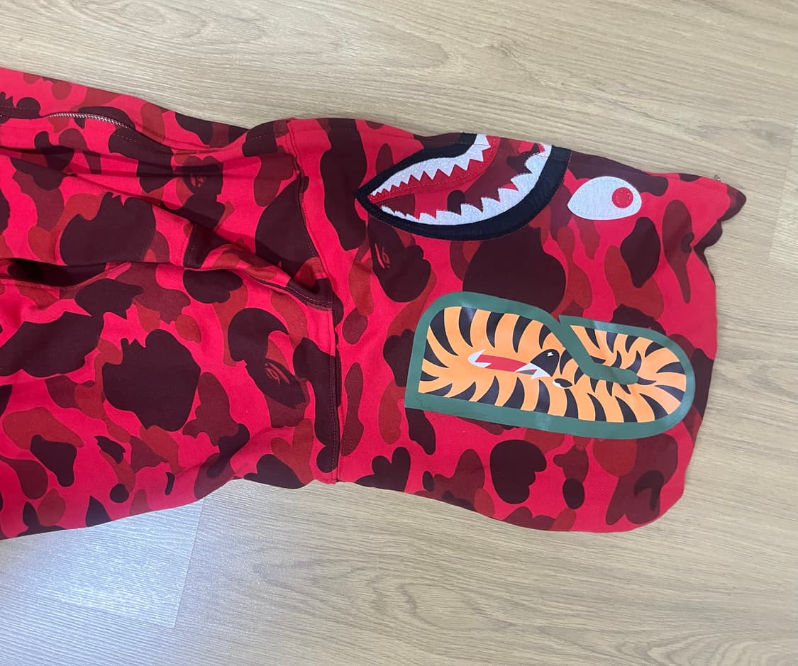 베이프 레드컬러 풀 후드집업 상품이미지5