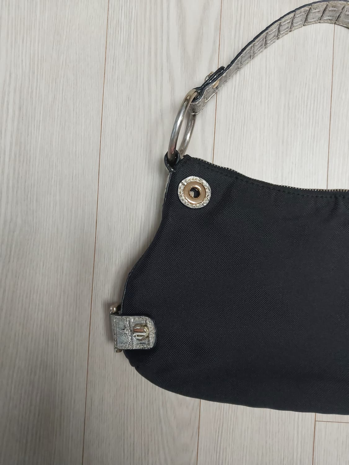 게스 y2k 코튼 숄더백 블랙 상품이미지6