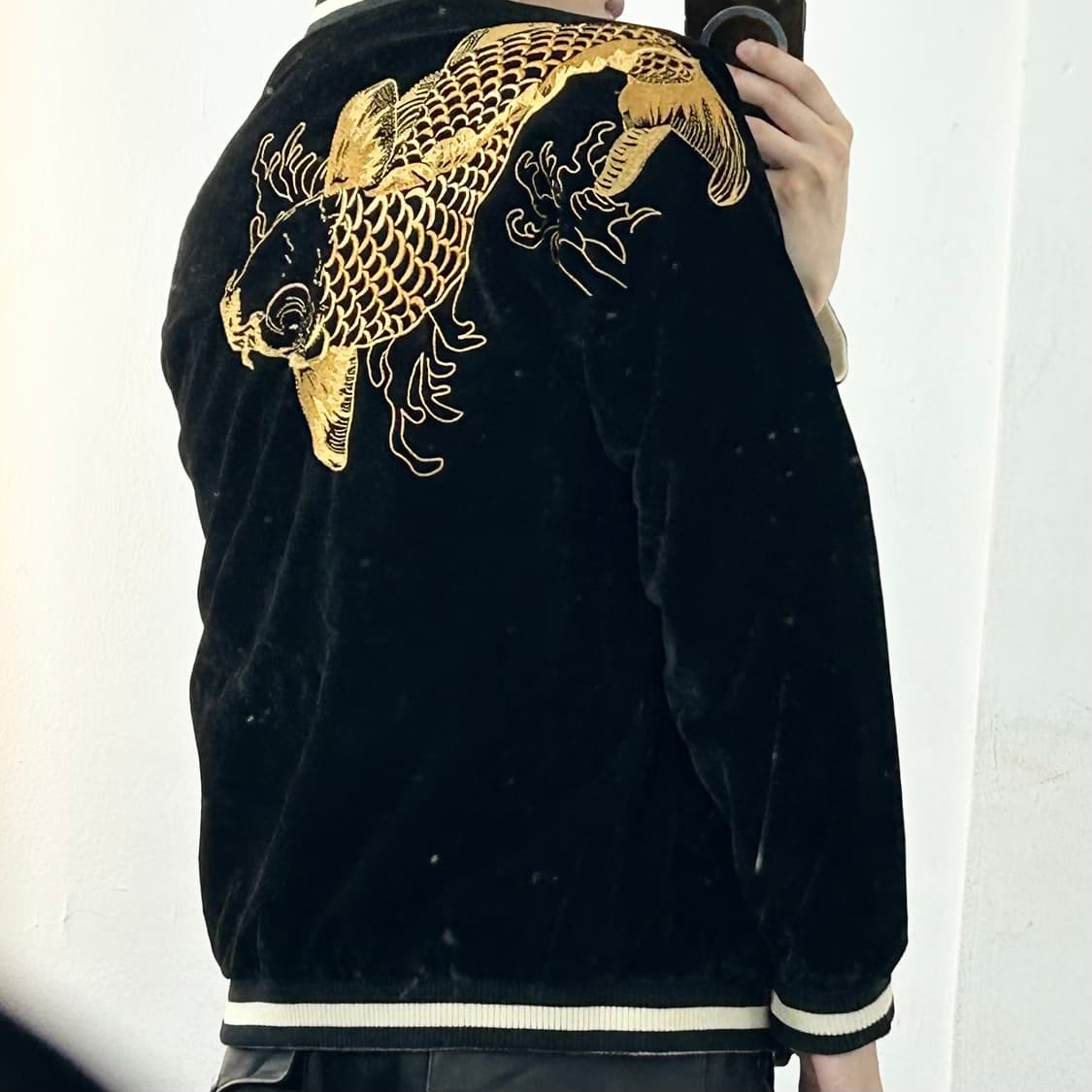 리버시블 자수 벨벳 스카쟌 자켓 상품이미지4