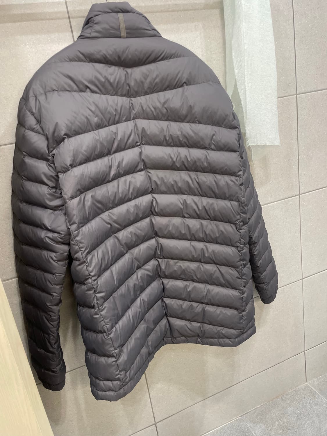 휠라 FILA 구스다운 경량 패딩 110 사이즈 상품이미지2