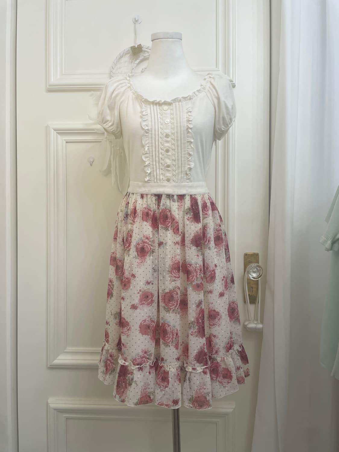 LEST ROSE ivory ruffle pink flower 상품이미지1