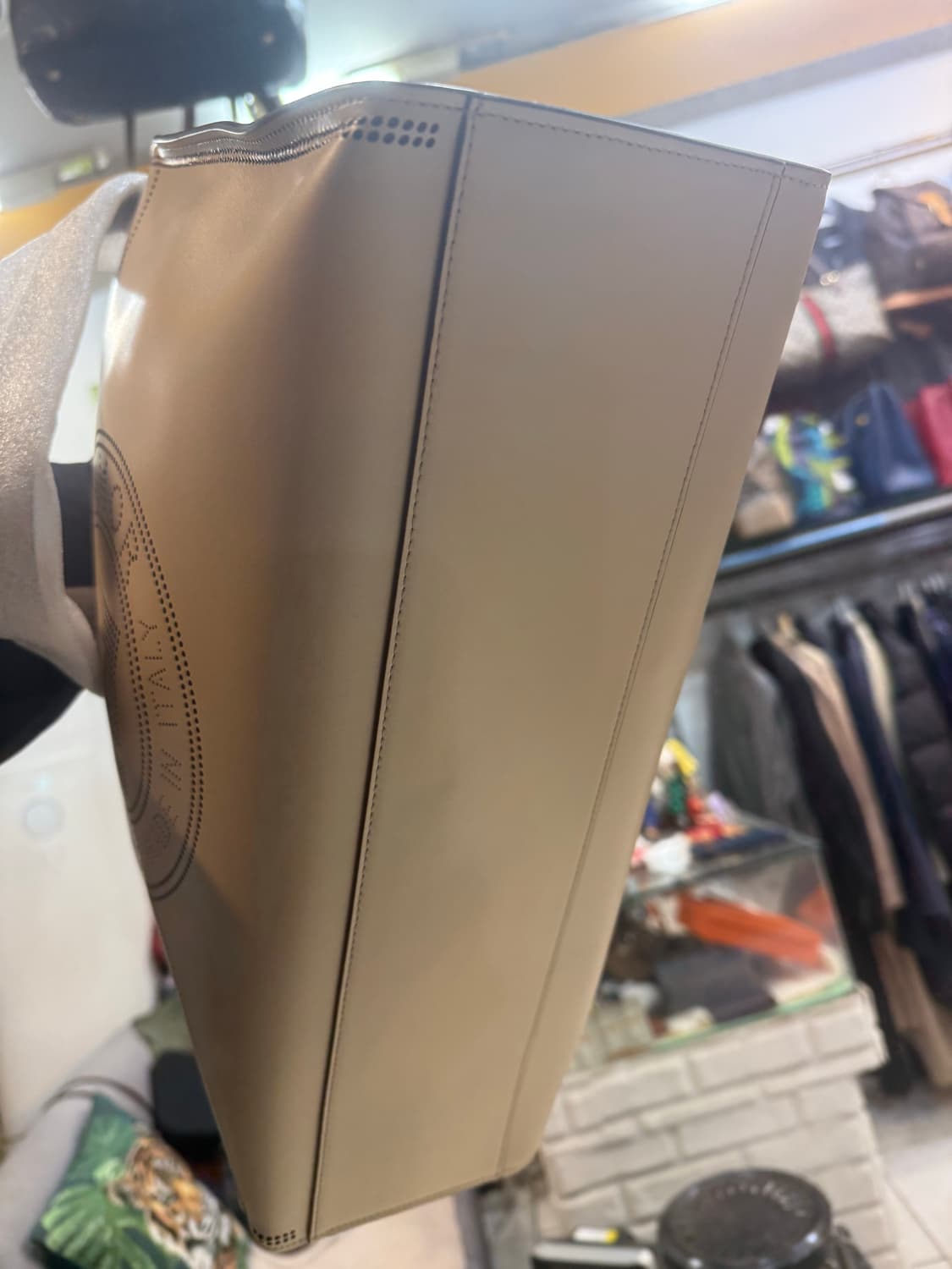 20ss 정품 펜디 런어웨이 2way백 새 가방 팝니다 상품이미지6