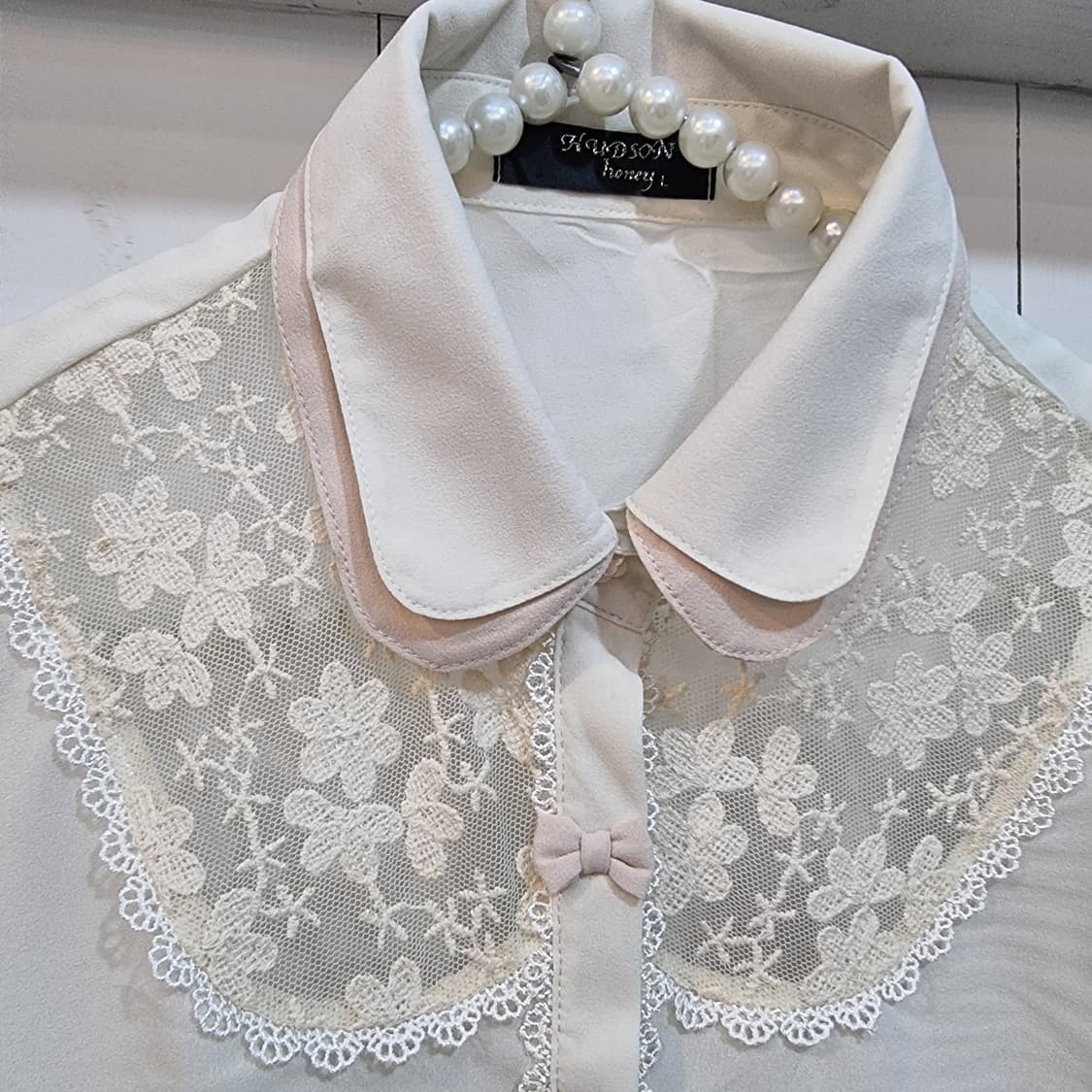 레이스 카라 리본 블라우스 아이보리 상품이미지3