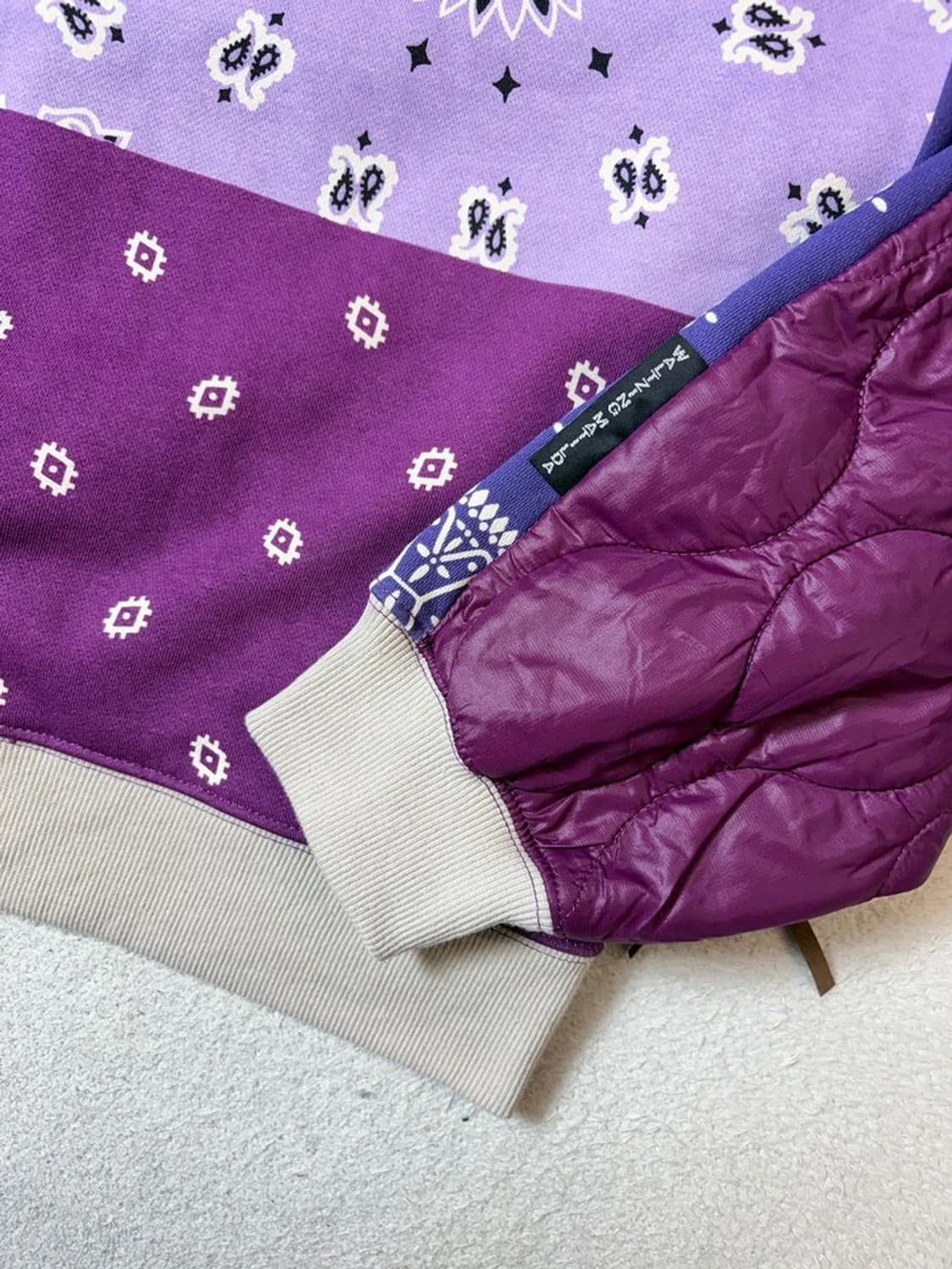 캐피탈 백 헤드 듀얼 반다나 맨투맨 PN9203 상품이미지3