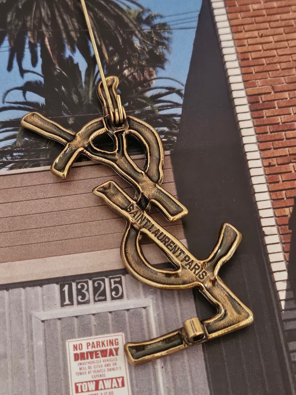 Ysl 입생로랑 브론즈 빅 브로치 상품이미지4