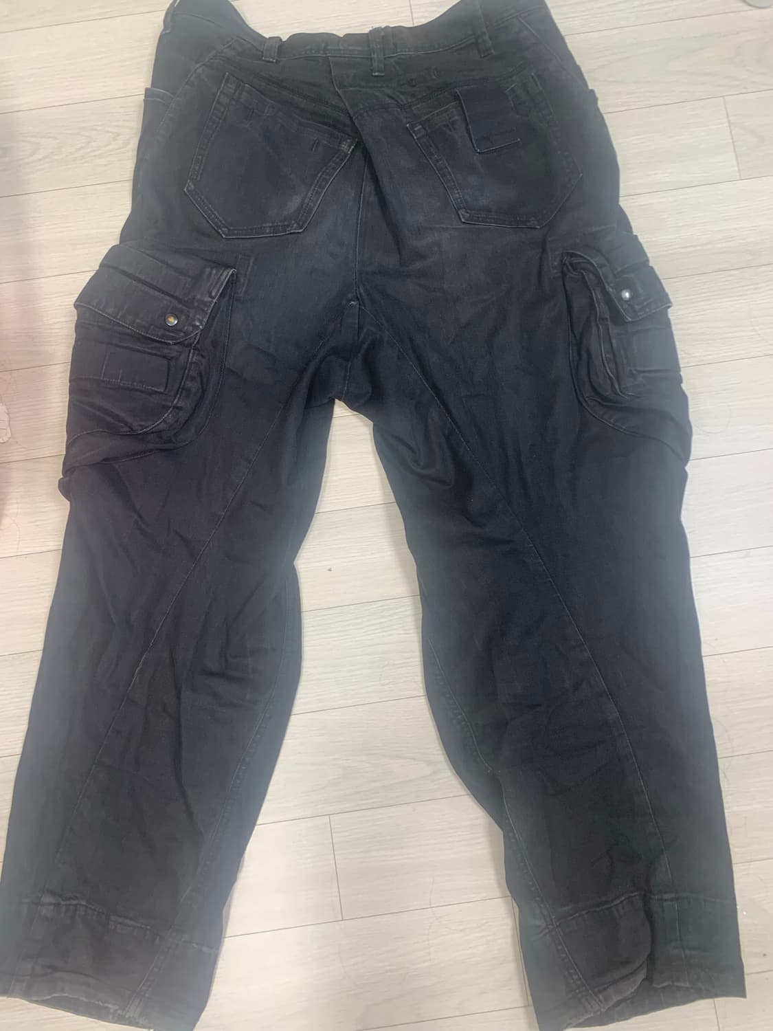 율리우스 17aw 카고팬츠 팝니다 2사이즈 상품이미지2