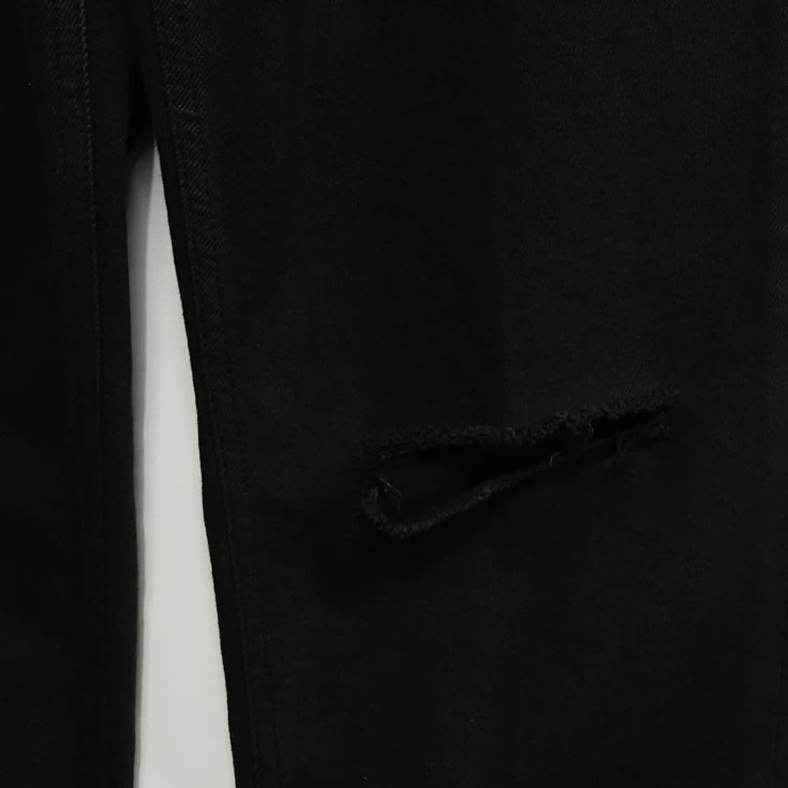 32)SOLID HOMME 솔리드옴므 블랙워싱 데님 청바지 상품이미지5