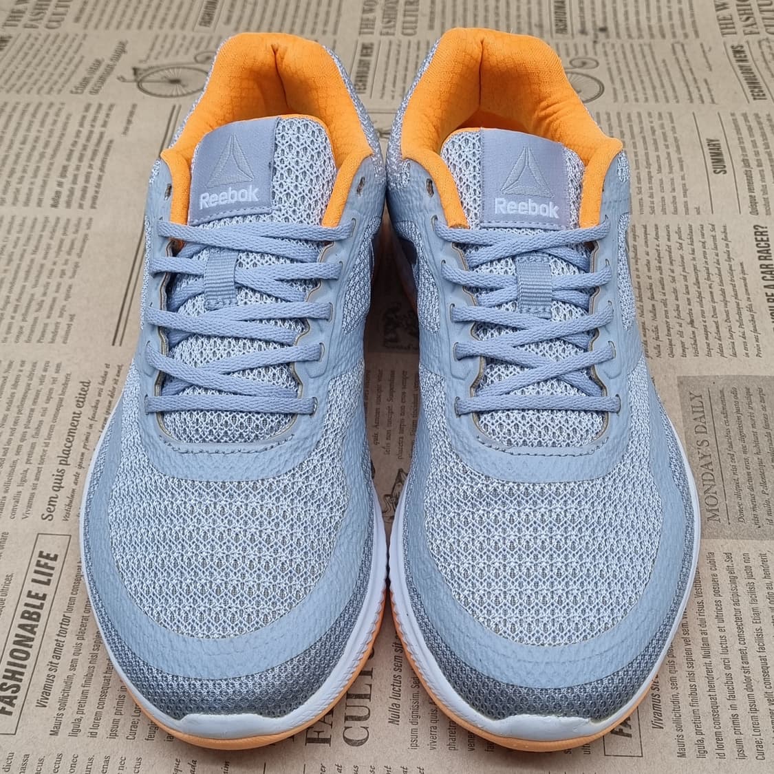 리복 아스트로라이드 여성운동화240 상품이미지2