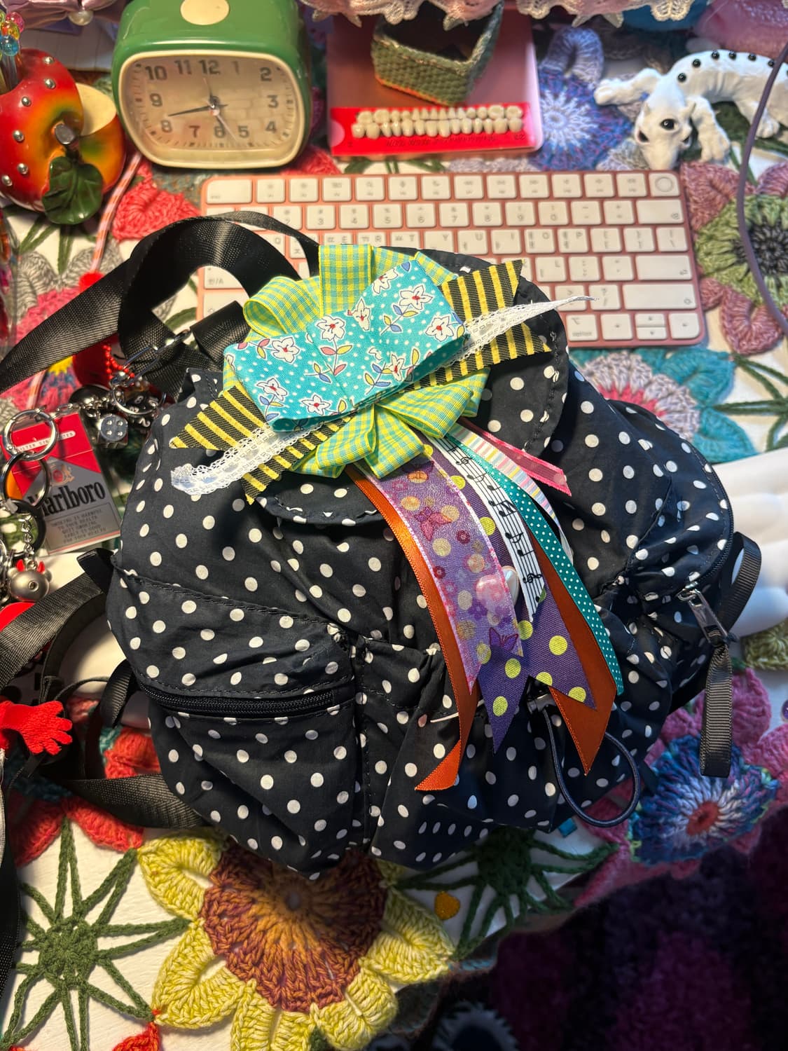 우울한 노래를 들으며 행복한 날 로제트 상품이미지3