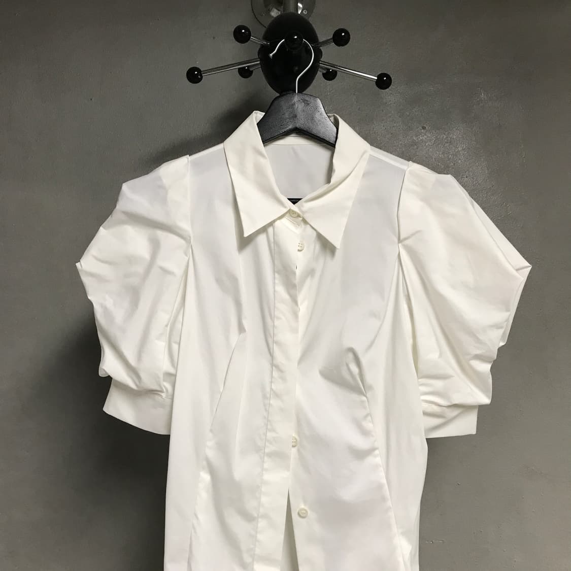 프라다 화이트 반팔 셔츠 38(W) 상품이미지2