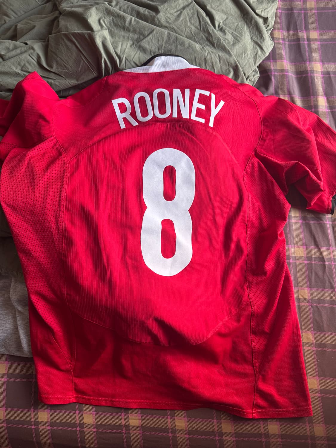 04-06 맨유 보다폰 유니폼 (루니 마킹) 해외L 상품이미지2