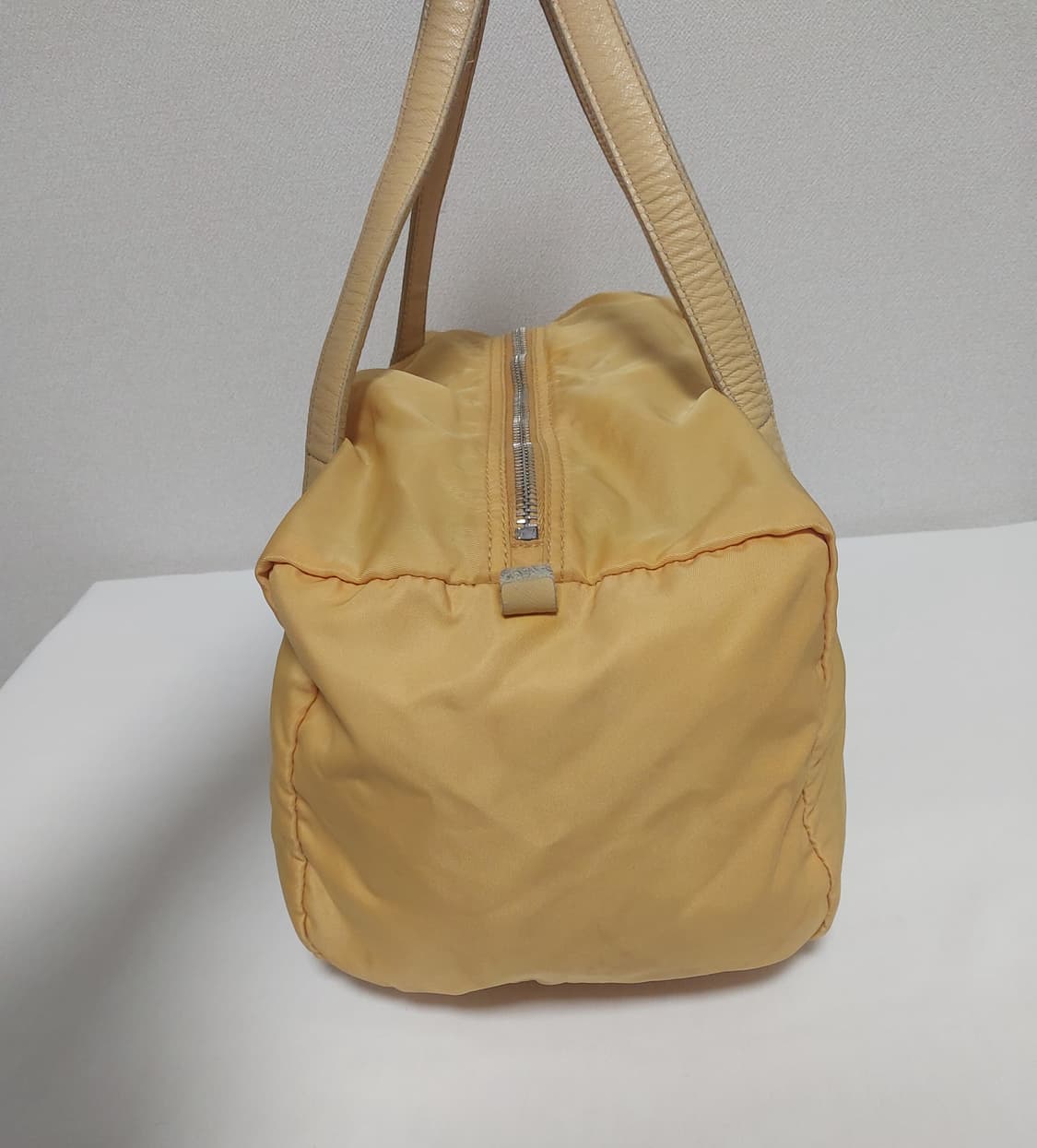 프라다 옐로우 테수토 나일론 토트백 (정품) 상품이미지5