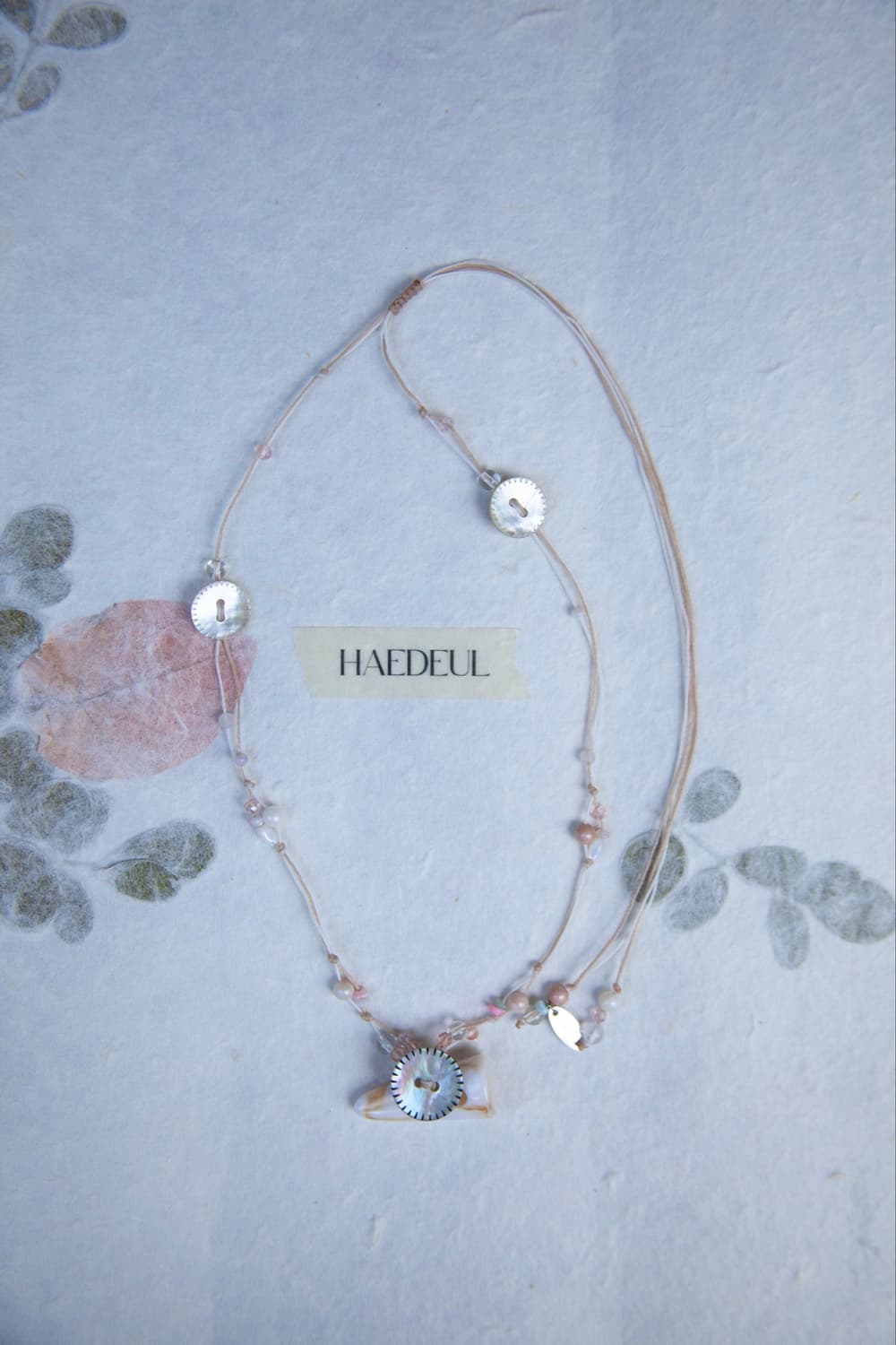 Daylight Button Necklace 상품이미지3