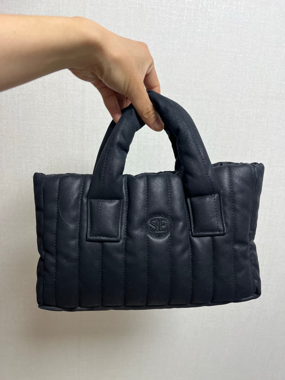 시엔느 패딩백 스웨이드 미니 상품이미지1