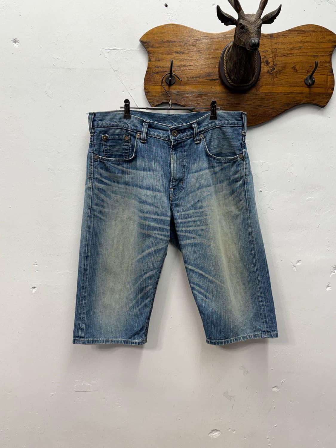 Edwin Cinch Back Denim Shorts 상품이미지5