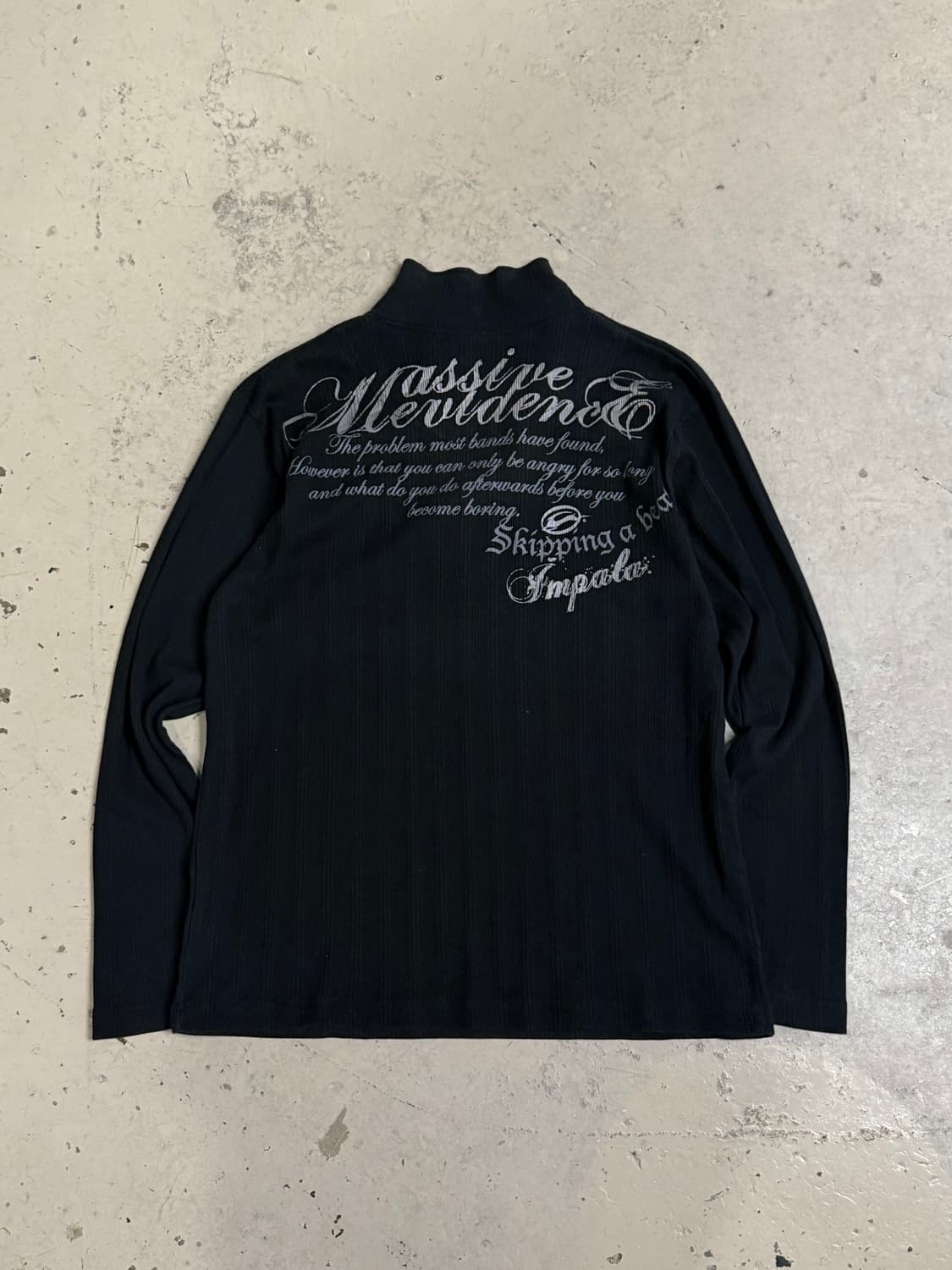 back lettering half-zip long sleeve 상품이미지1
