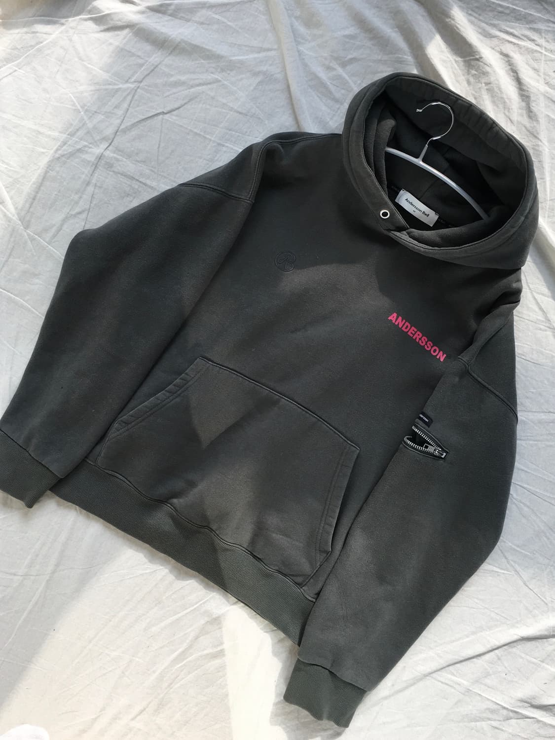 엔더슨벨 백스펠 후드티 상품이미지3