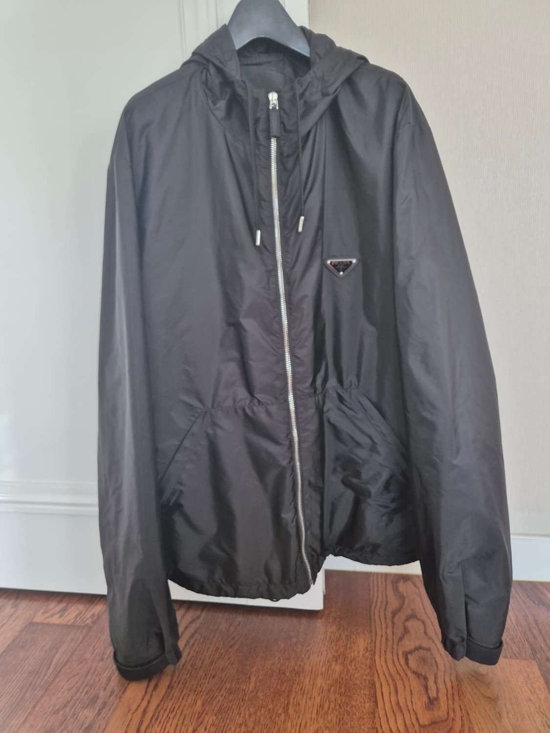 프라다 바람막이 상품이미지2