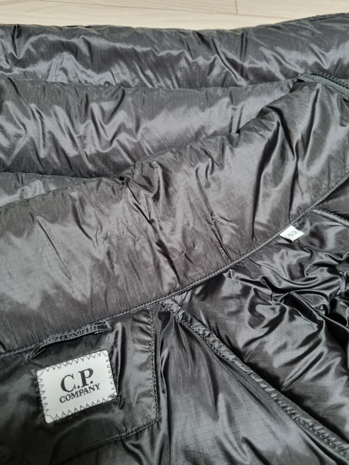 cp컴퍼니 dd쉘 패딩 상품이미지3