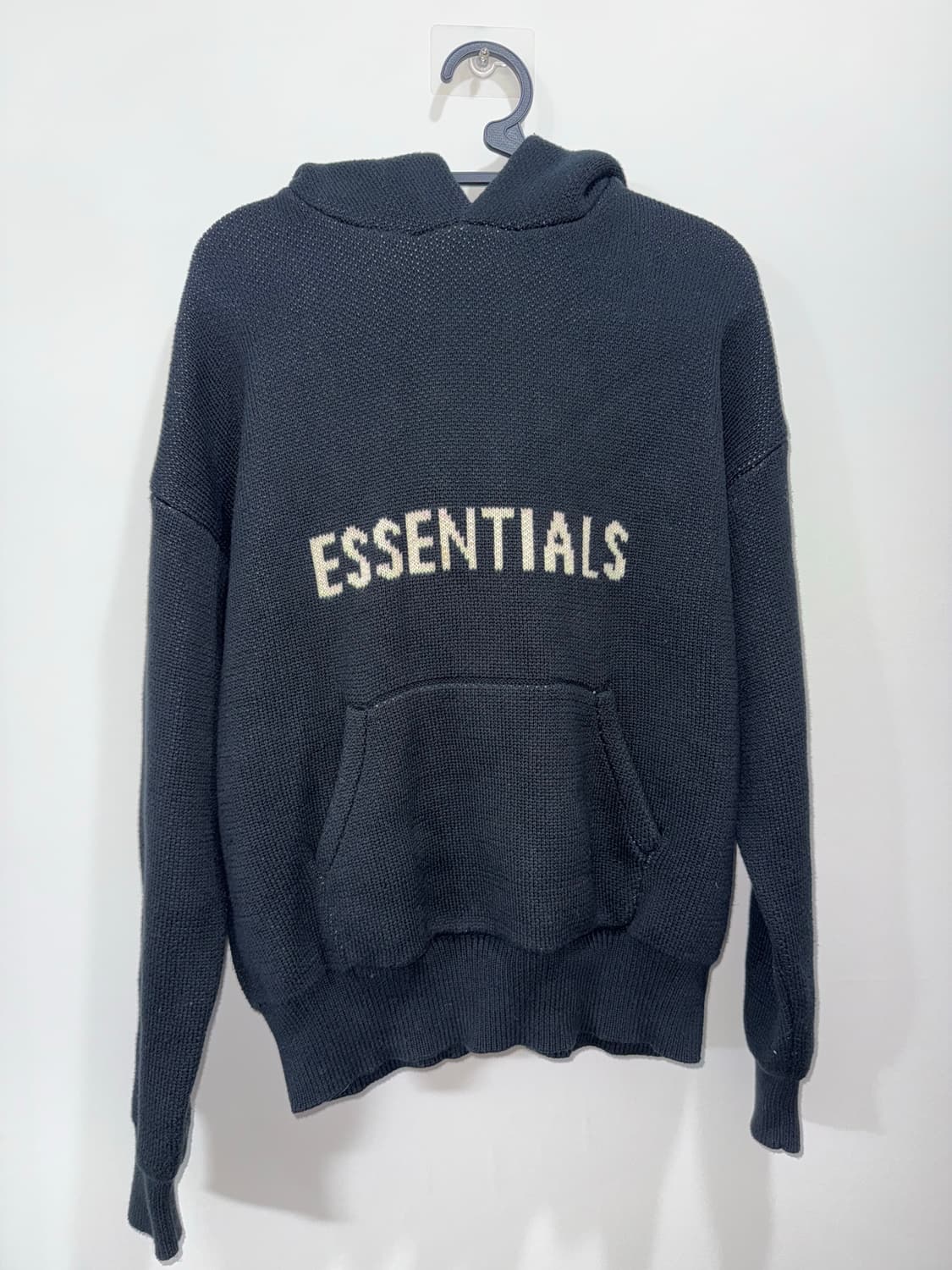 에센셜 니트 후드 블랙 - 20FW 상품이미지1