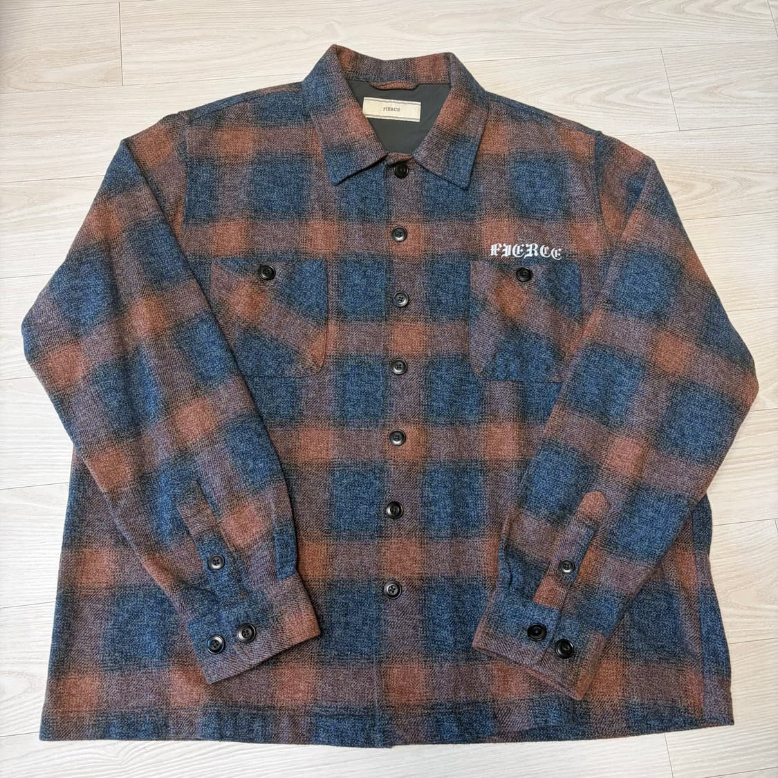 블랙아웃 피어스 헤비 코튼 셔츠 레드 M사이즈 상품이미지1