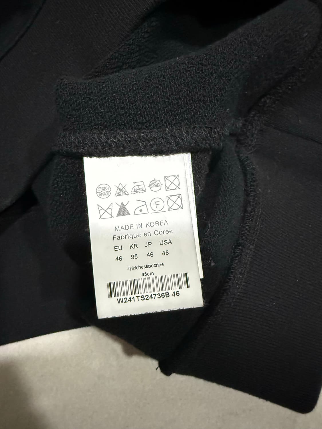 [당일출고,46사이즈] 25ss 우영미 젤리피쉬 맨투맨 상품이미지6