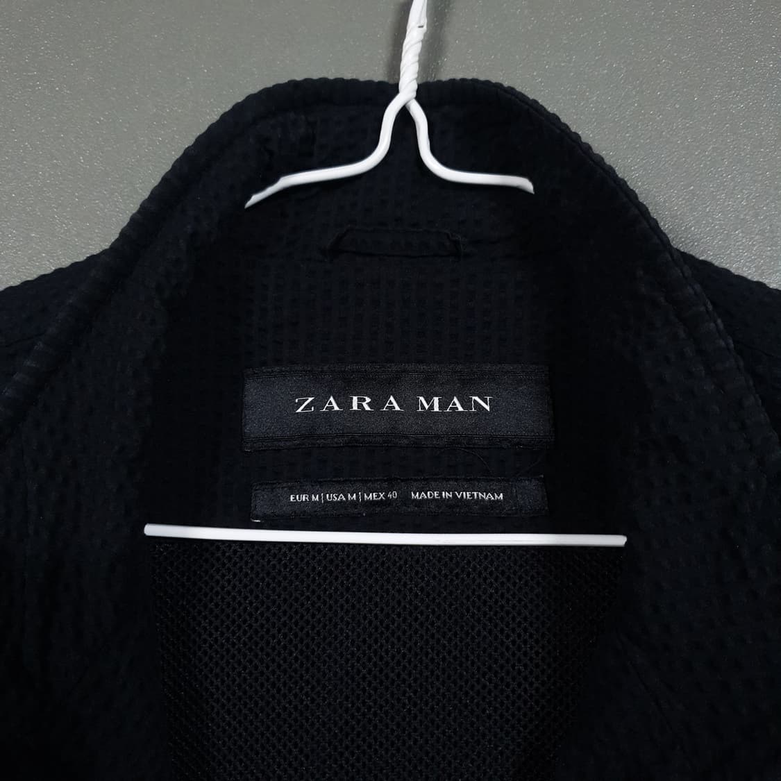 M (95) ZARA 자라 시어서커 미니멀 블루종 자켓 블랙 상품이미지6