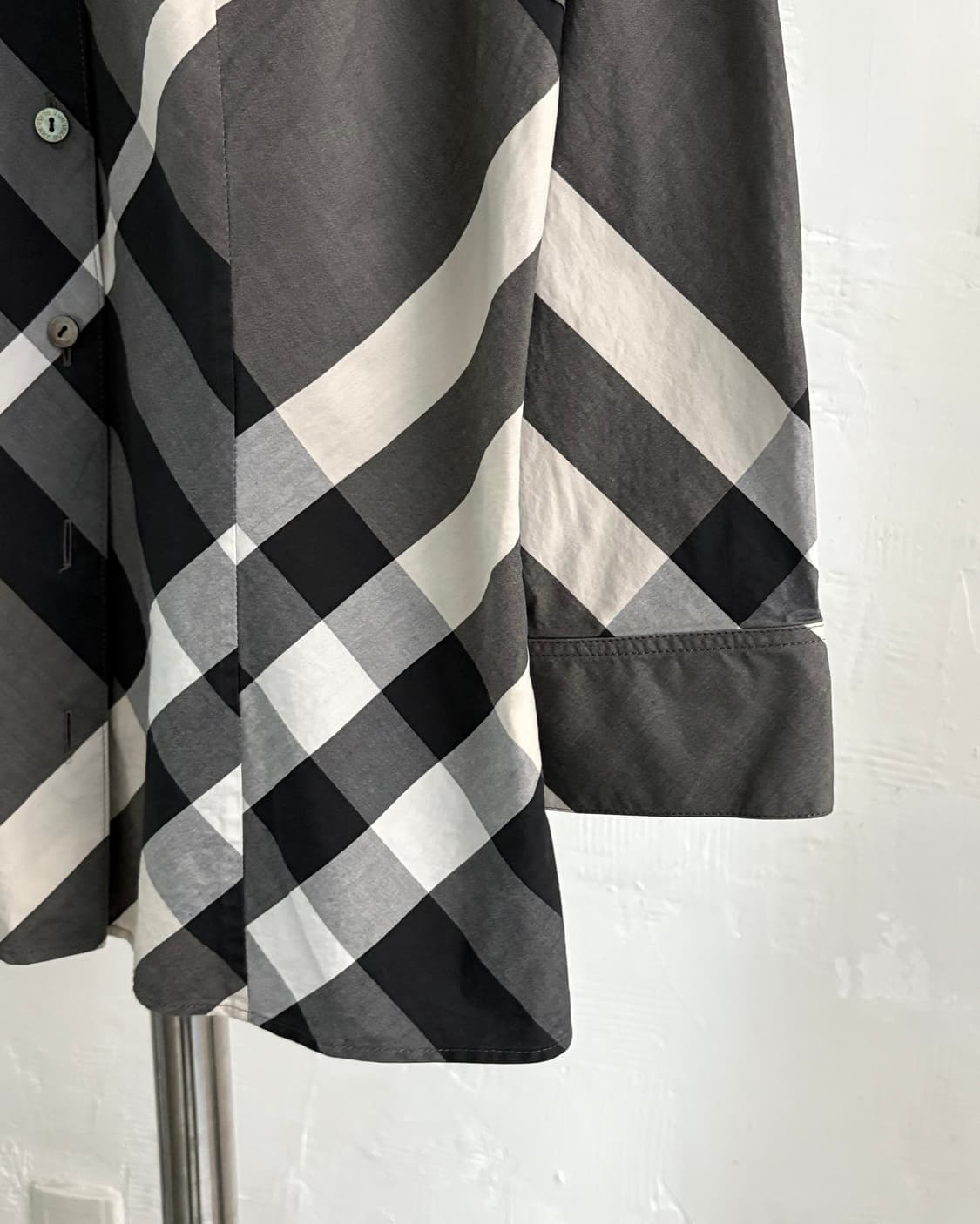 Burberry 버버리 로고 7부 체크 셔츠 상품이미지4