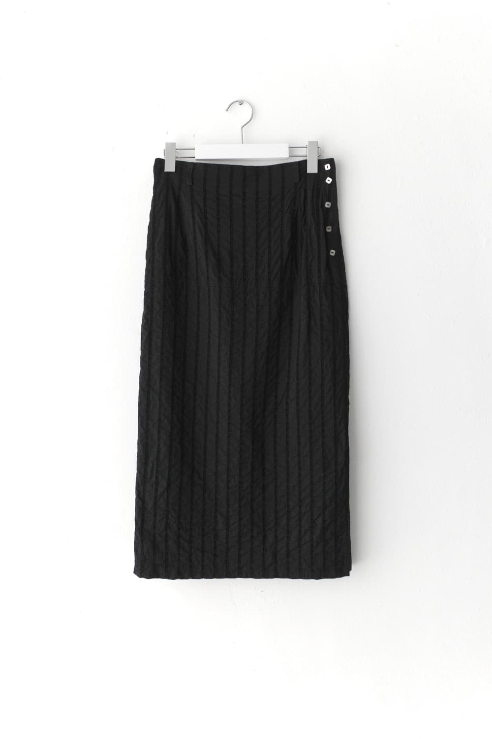 stripe button wrap skirt 상품이미지1