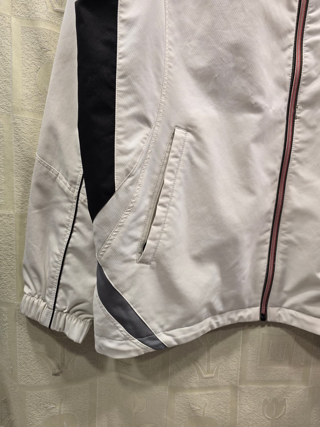 아식스 올드스쿨 바람막이 100 상품이미지4