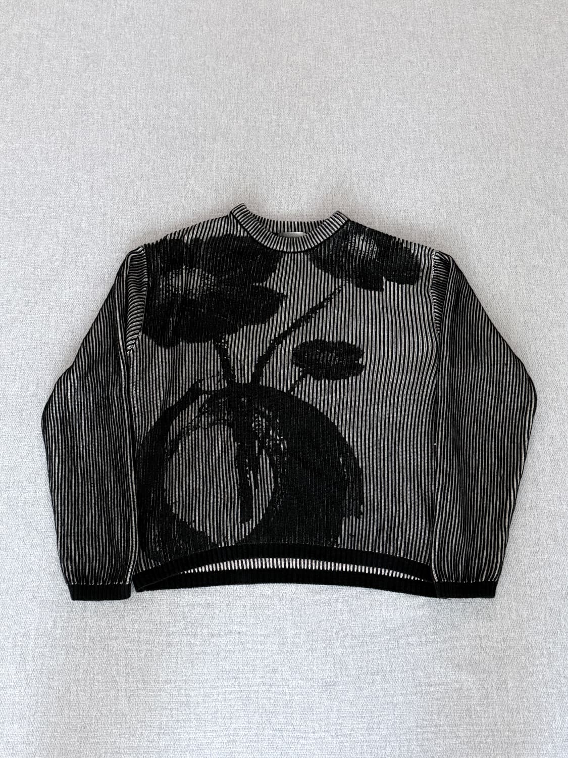 메종미네드 BLACK FLOWER PRINT KNIT 상품이미지1