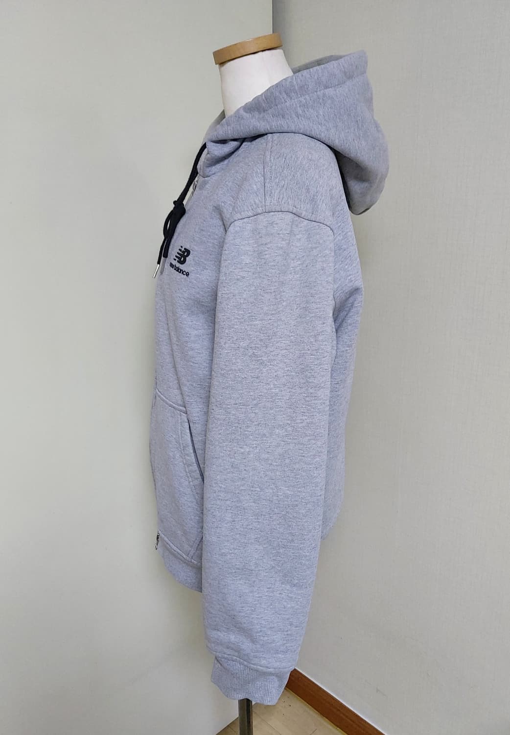 뉴발란스 안감 퀼팅패딩 후드 집업 90(S)

 상품이미지2