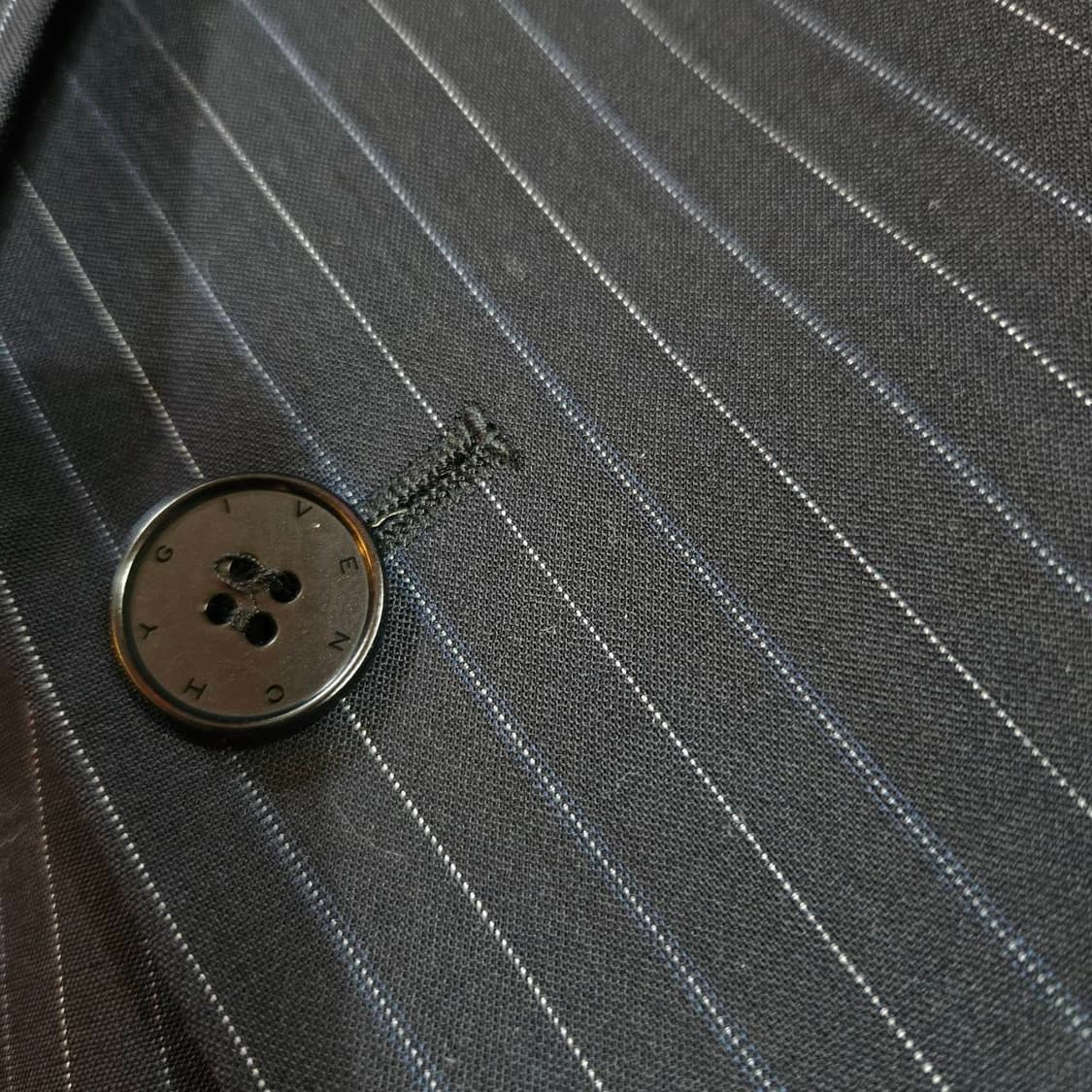 (미사용) 지방시(GYVENCHY) 스트라이프 3버튼 블레이져
 상품이미지8