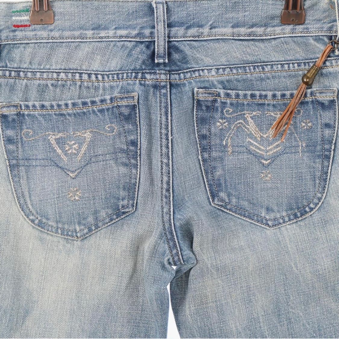 디젤 로우라이즈 연청 스트레이트 슬림핏 데님 상품이미지2