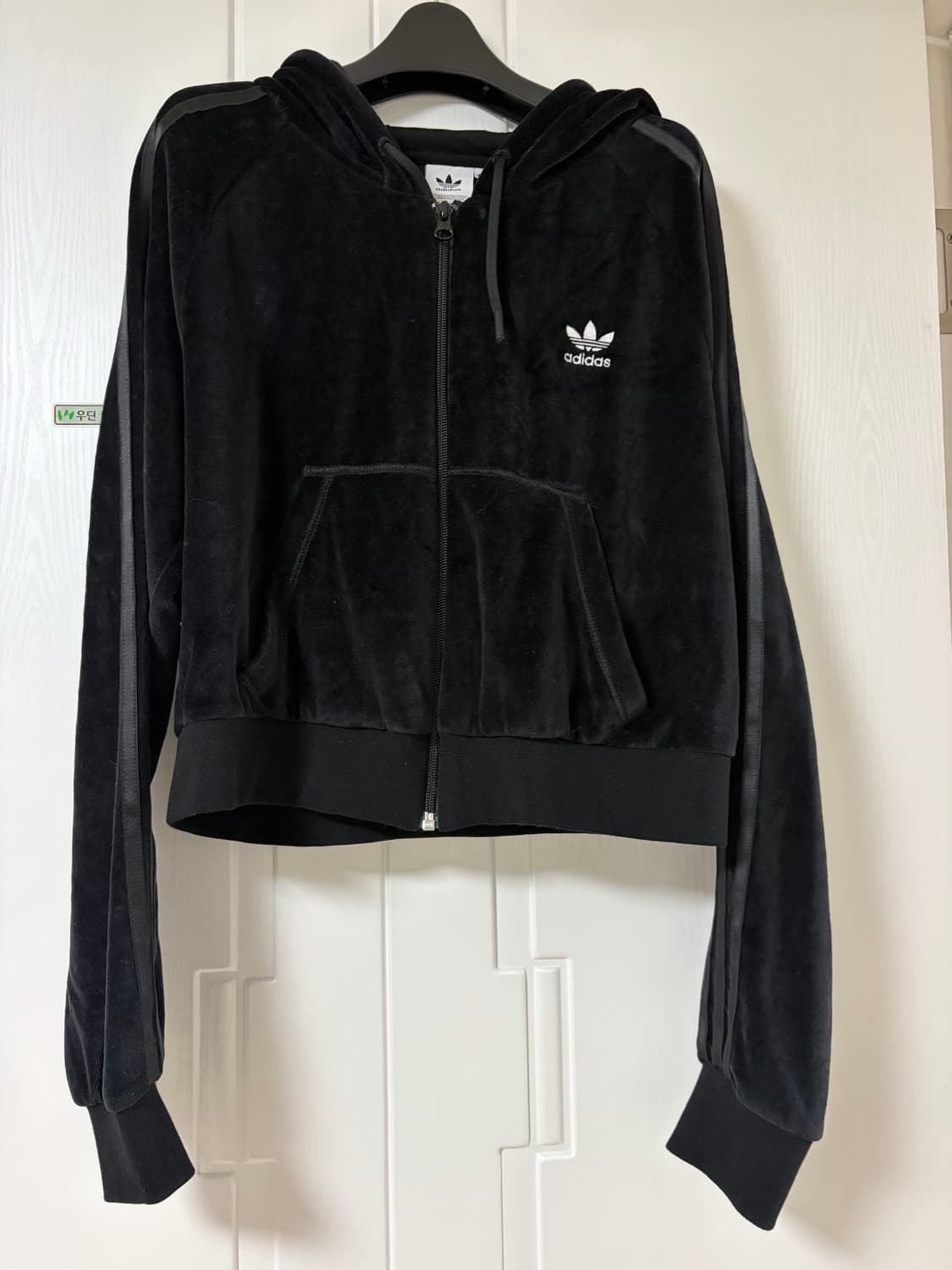 아디다스 벨벳 후드집업 조거팬츠 셋업 상품이미지5