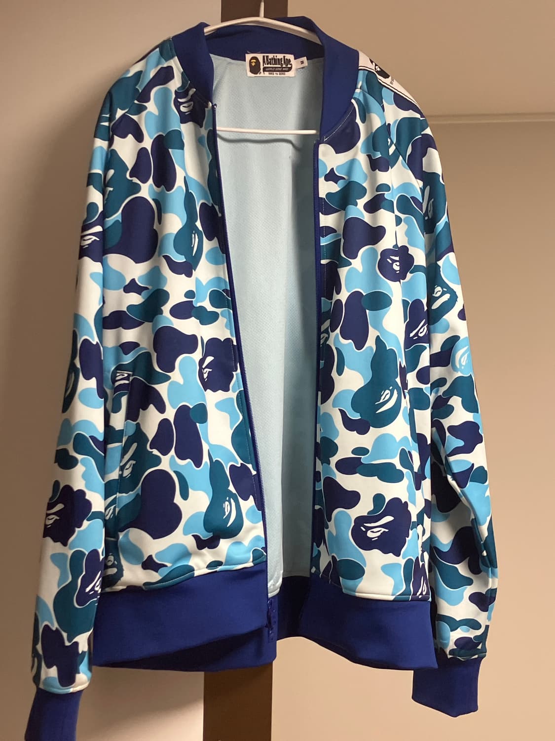 베이프 자켓 상품이미지1