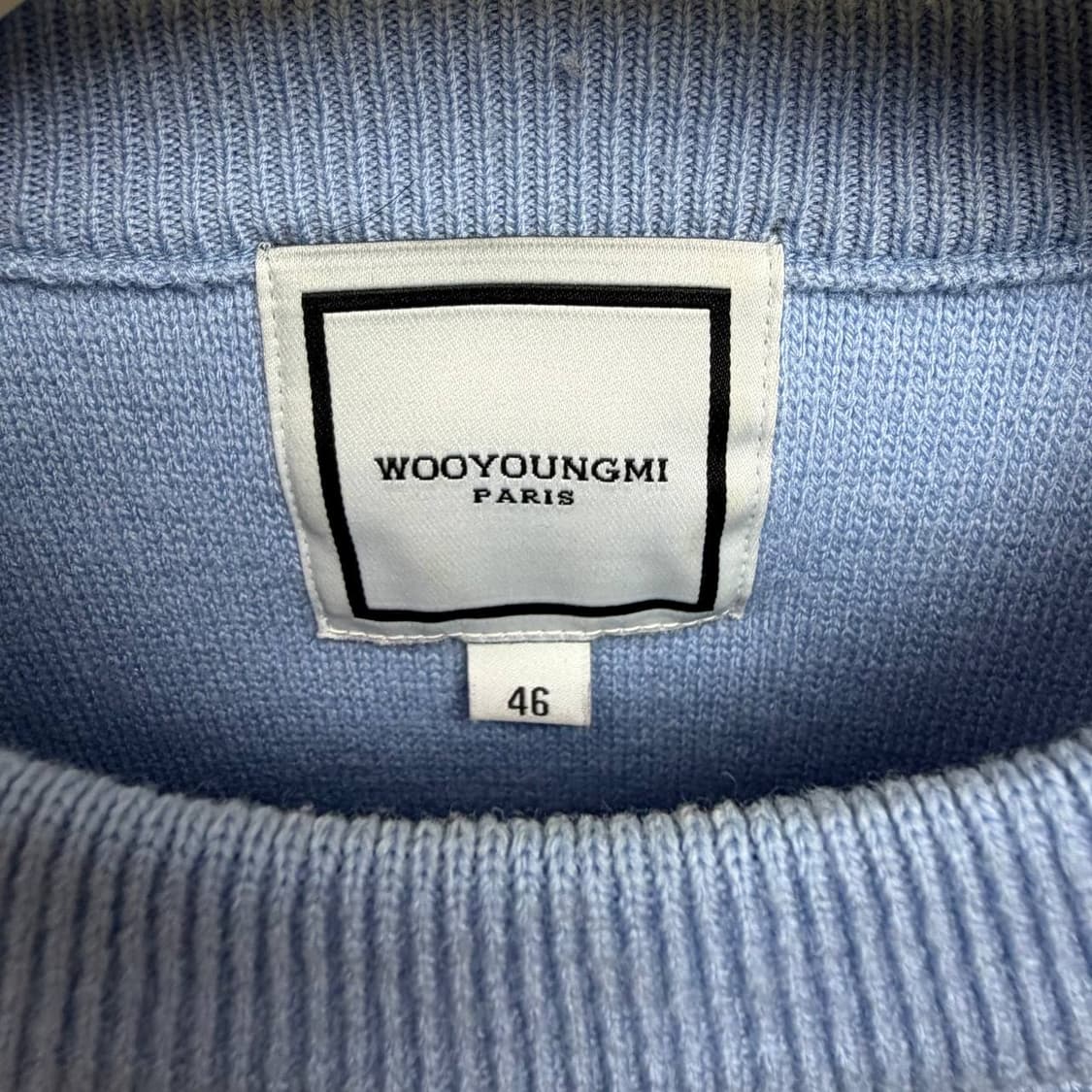 [정품/풀구성] 우영미 백로고 자수 크루넥 니트 23FW 상품이미지7