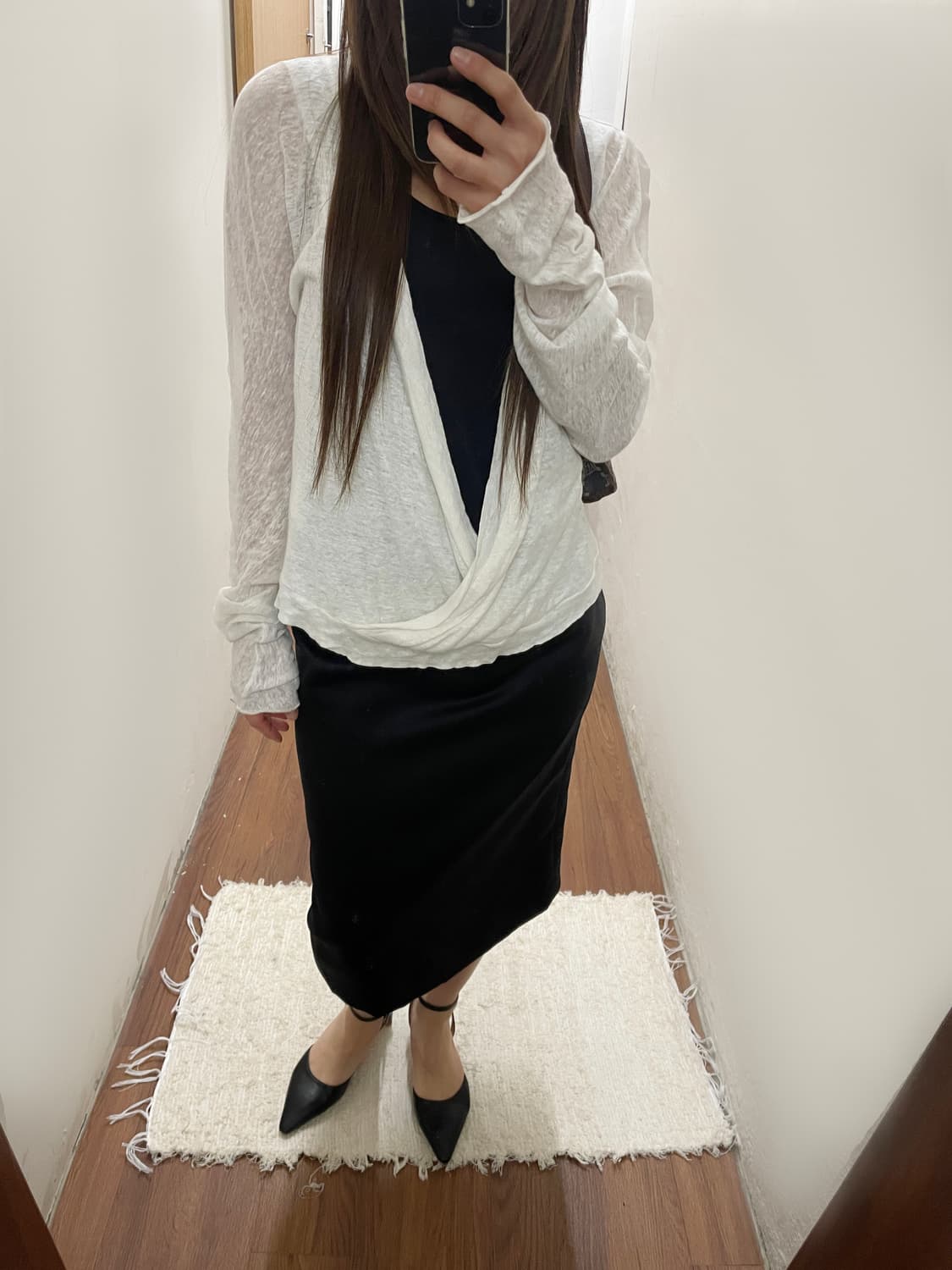 막스마라 시스루 긴팔 티셔츠 랩 드레이프 후면 절개 디테일 화이트 상품이미지1