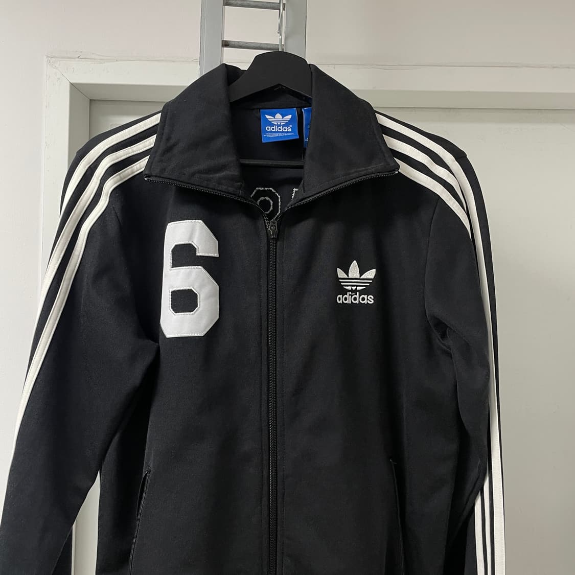 아디다스 뉴욕 트랙탑 져지 블랙 100 상품이미지2