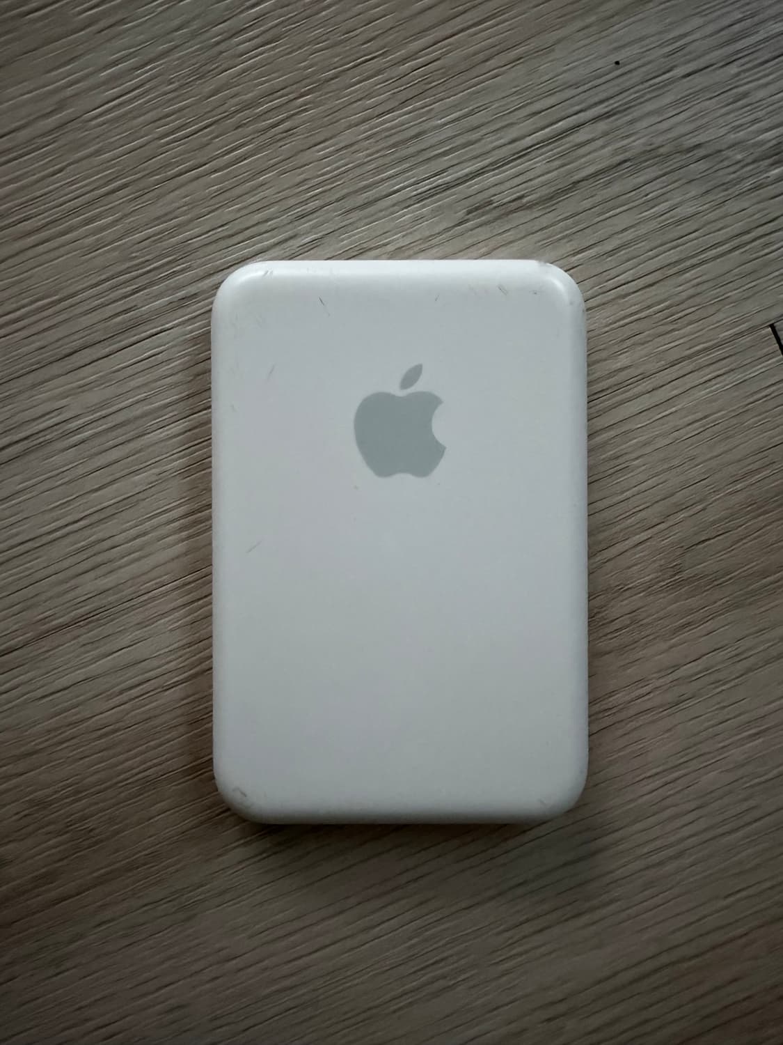 애플 맥세이프 보조배터리 휘귀탬 상품이미지1