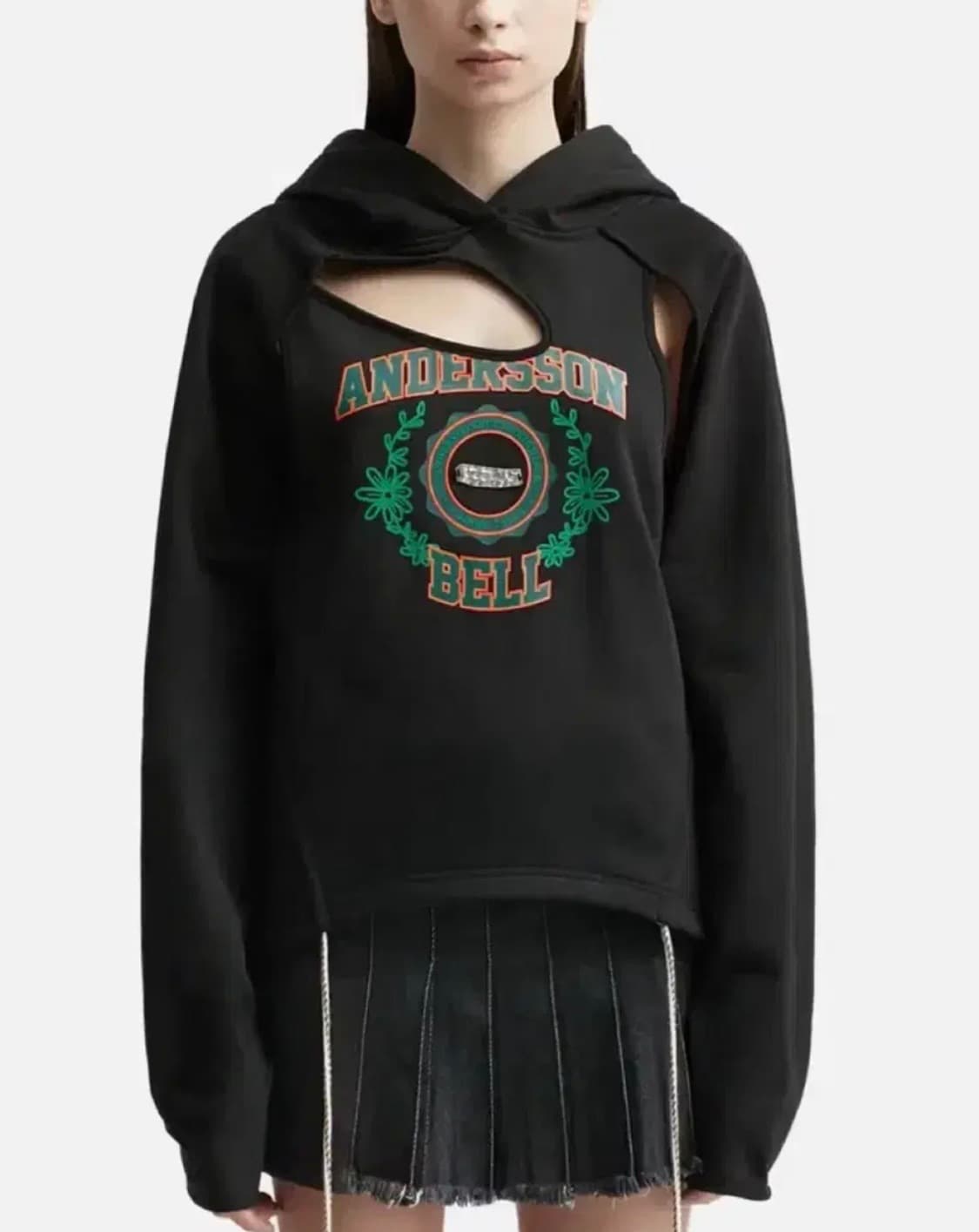 앤더슨벨 컷아웃 후디 블랙 상품이미지1