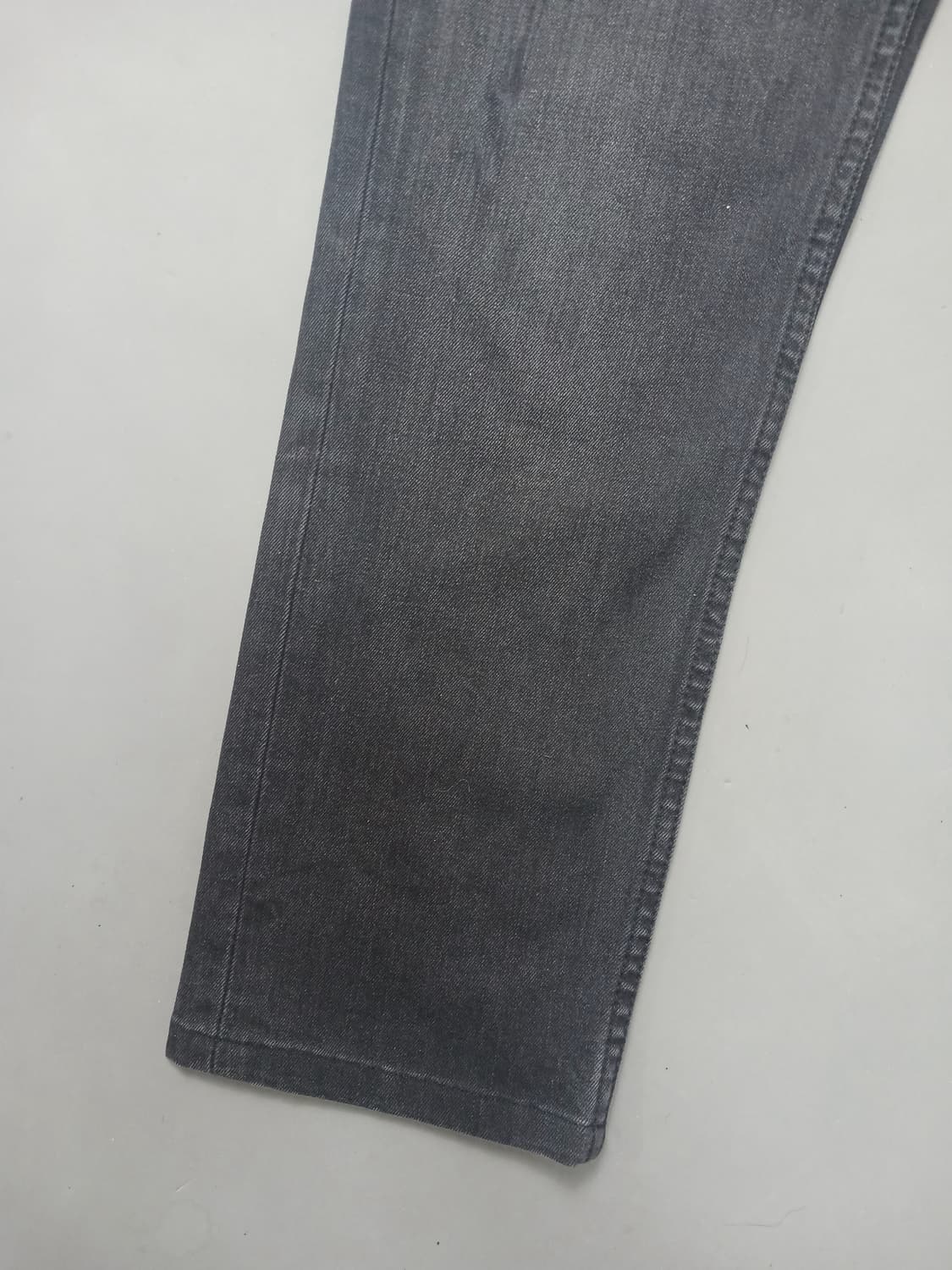 [32] 리바이스 511 워싱 블랙 슬림진 청바지 상품이미지3